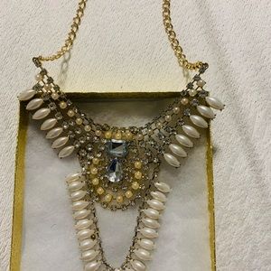 Elegant Silver and Pearl Necklace